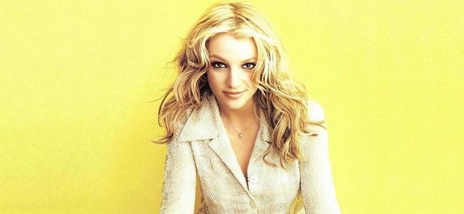 4music.com : Britney veut être parfaite pour X Factor