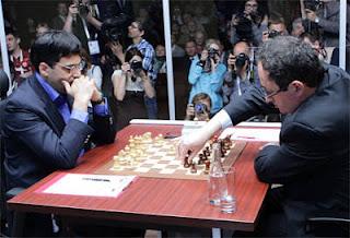 Echecs à Moscou : Vishy Anand face à Boris Gelfand - Photo © Chessbase 