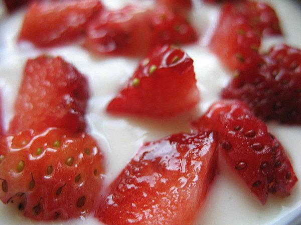 160512 fraises du jardin en verrine 009