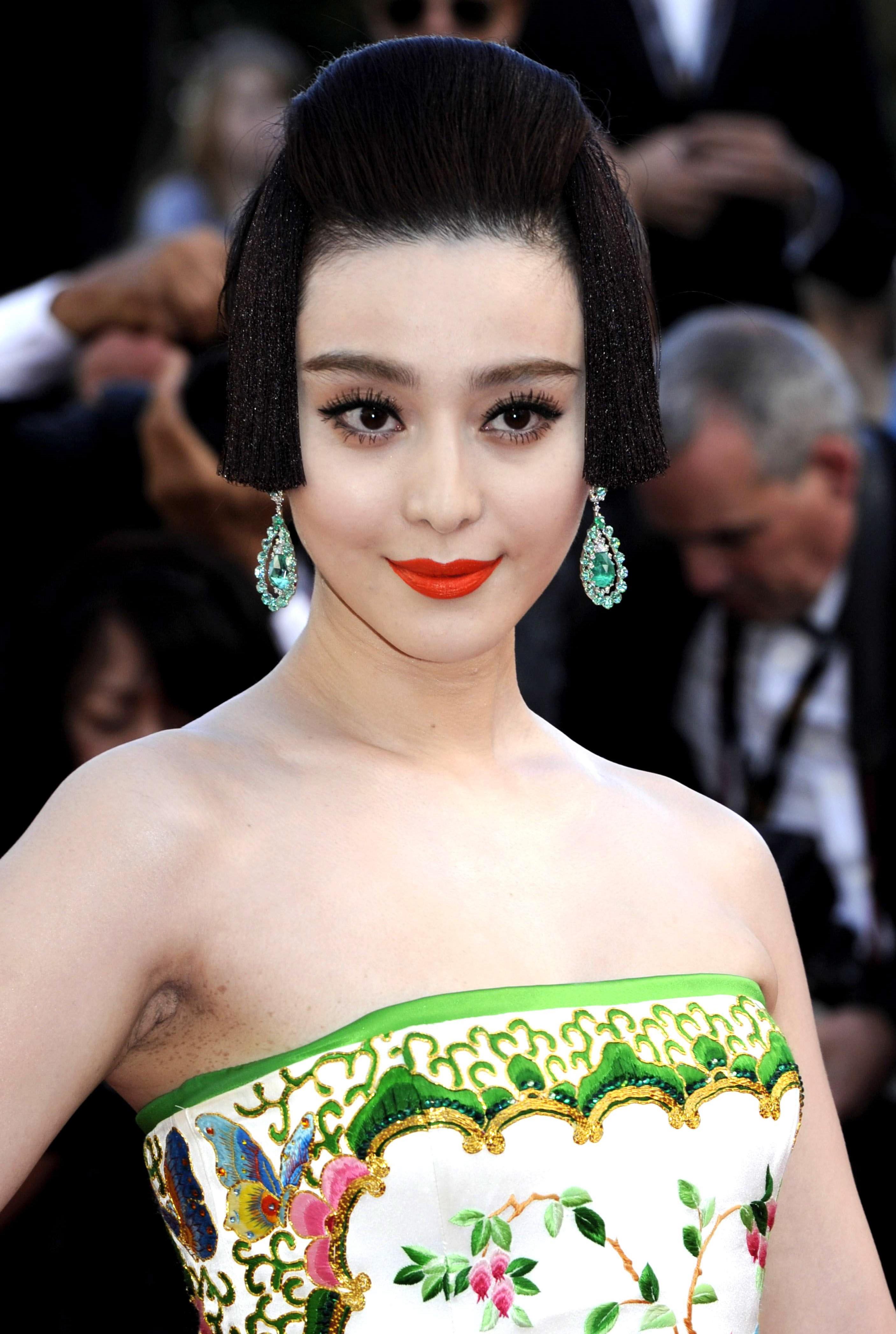 Cannes-Oops : les aisselles de Fan Bing Bing sur tapis rouge...