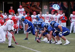 Les Redmen s'inclinent et s'enfuient devant l'autre Rouge de Laval