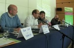 La table-ronde a permis de réunir des intervenants de différents horizons, tous acteurs de la filière agricole biologique © BD