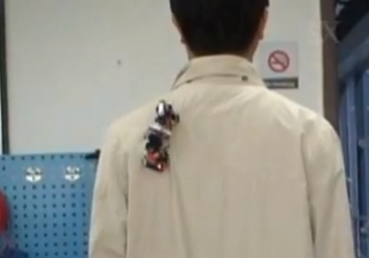 Clothbot Clothbot : un robot qui vous grimpe dessus