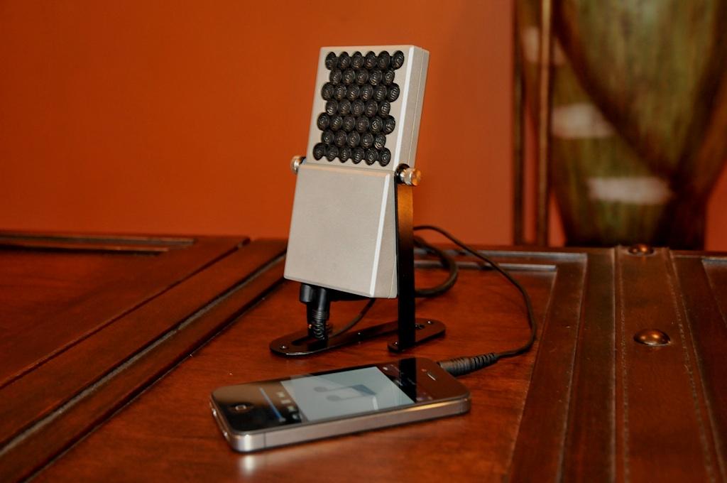 SoundLazer, un haut-parleur paramétrique.