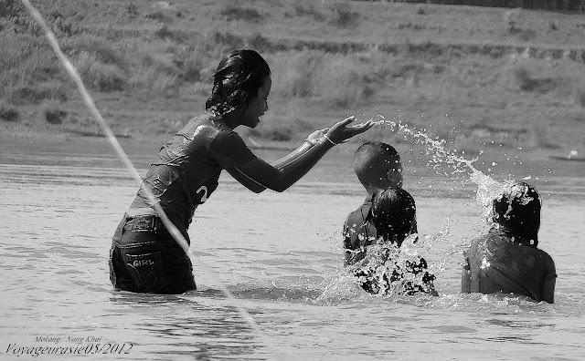 Thaïlande, Le peuple de l'eau (Variations)