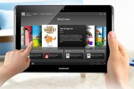 La tablette Samsung Galaxy Tab 2 (10.1) est disponible à 349 € avec un étui rotatif en cadeau