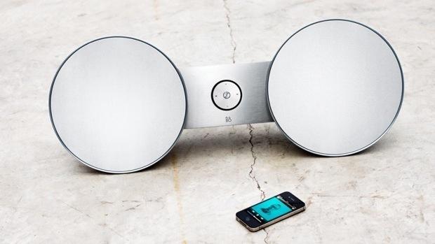 BeoPlay A8, enceinte compatible Airplay iPhone à 1149 €...