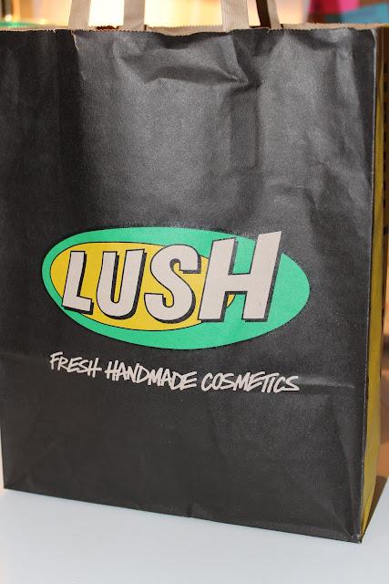 Aujourd'hui je suis entrée dans un magasin Lush!
