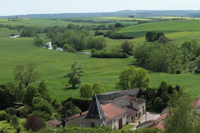Coq et clocher : Ailly-sur-Meuse (55)