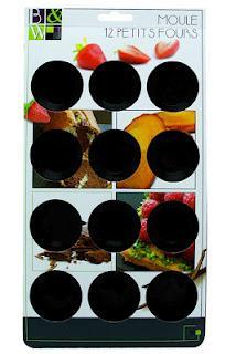 Les ustensiles et moules d'une bonne pâtissière Les ustensiles et moules d'une bonne pâtissière