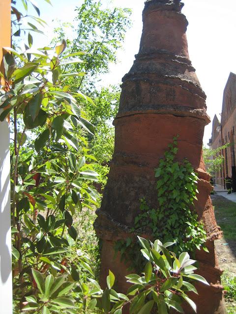 Ce que j'ai aperçu de l'America's cup, loin de la foule qui était, paraît-il, considérable...