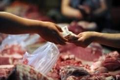 De la viande vendue sur un marché en Chine