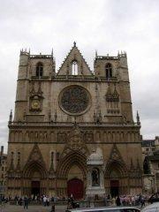 2006-05-26-lyon-cathedralesaintjean-0002