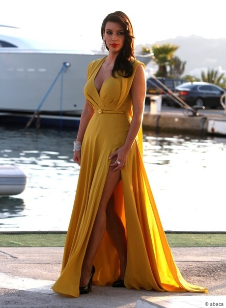 Kim Kardashian au gala de l'amfAR. cannes