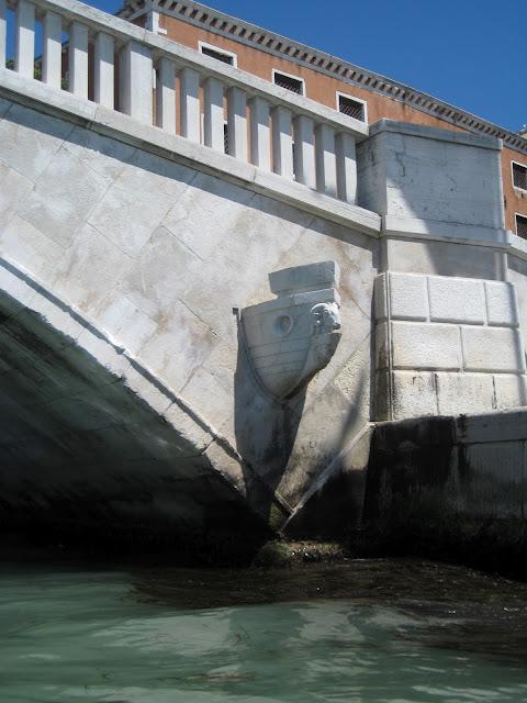 Petit passage sur la lagune pour rejoindre le rio dell'Arsenale