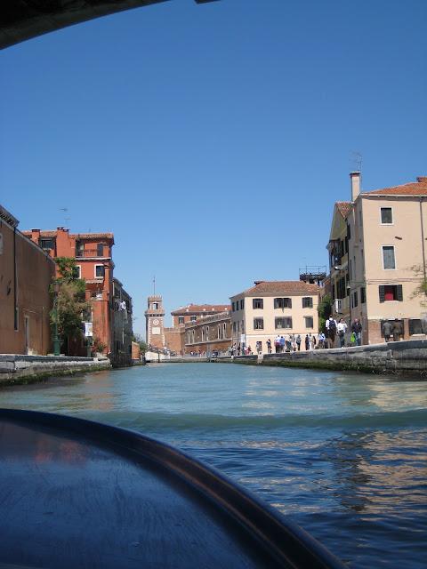 Petit passage sur la lagune pour rejoindre le rio dell'Arsenale