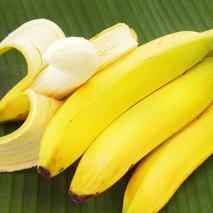 Banane ou boissons énergétiques?