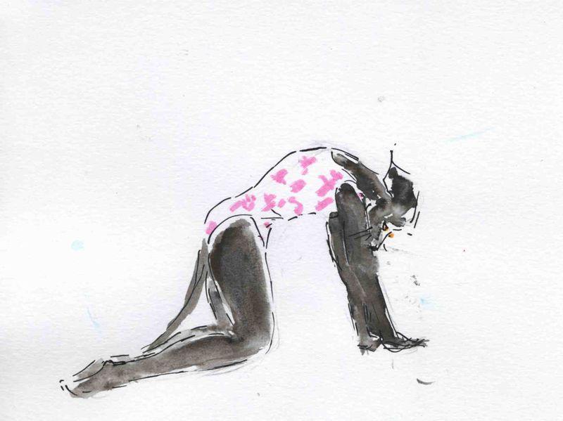 105) faire le dos rond