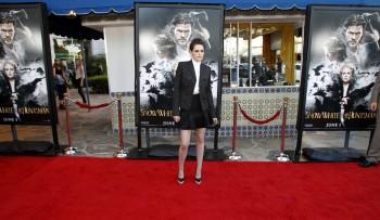 Kristen Stewart :Promotion de Snow White à Los Angeles.(Sreening)