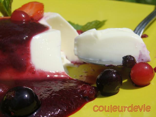 Crème d’amande extra-fondante aux fruits rouges