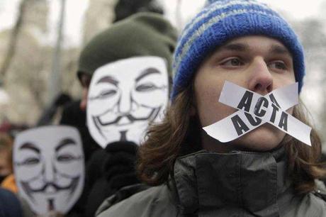 Le parlement européen rejette en bloc l'ACTA