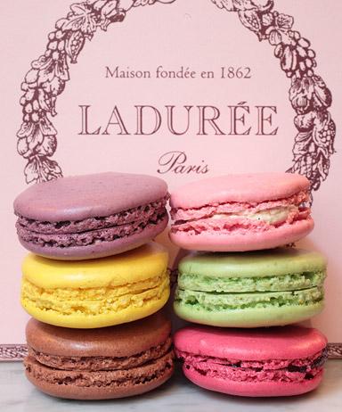 Gourmandise : Ladurée s'installe au Carrousel du Louvre - Paperblog
