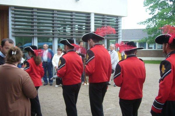 Carnaval à Beaulieu : la météo peu avenante avait obligé à rapatrier le spectacle dans la salle Raoul Dautry