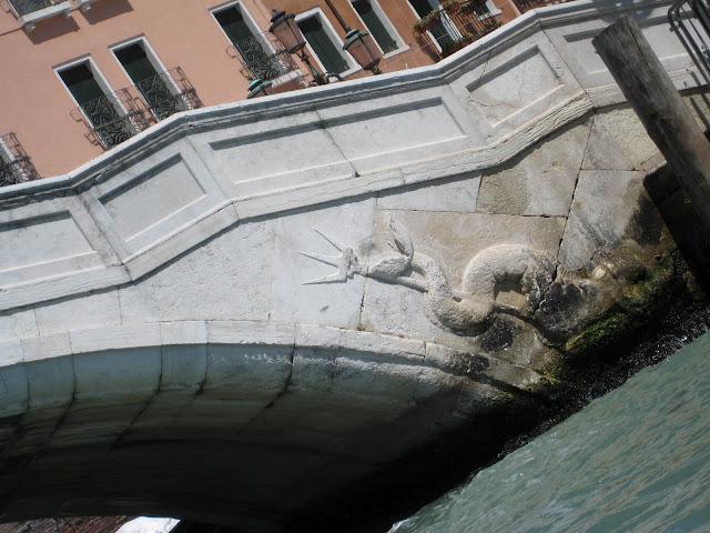 Ponte de l'Arsenal, vu sous un autre angle...
