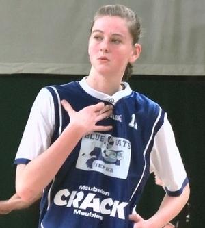 Emma MEESSEMAN (Ypres) basketfeminin.com