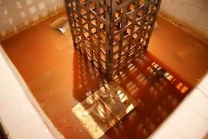 Du bunker à la table dressée, expérience sensible et spongieuse