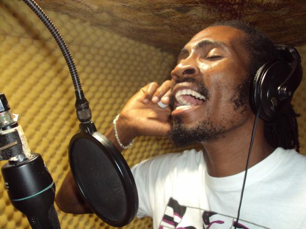 Singer Jah présente son second album, Warrior of Jah Army 