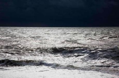 Série «Opening», 2011 © Natasha Lythgoe Série «Opening», 2011 © Natasha Lythgoe