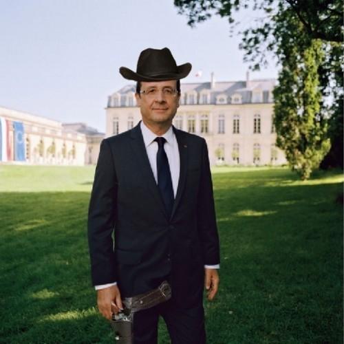  François Hollande version cowboy !