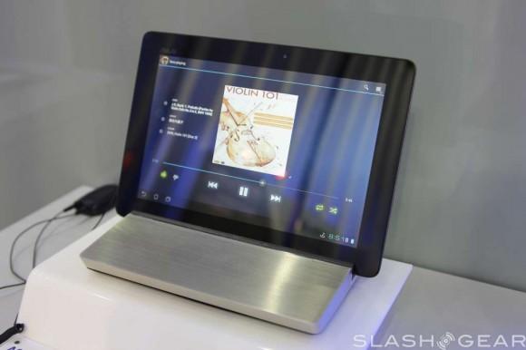 IMG 0915wtmk 580x386 Computex : un dock audio pour les tablette Asus Transformer !