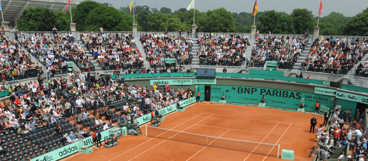 Roland Garros : Terre battue rose pour la journée de la Femme !