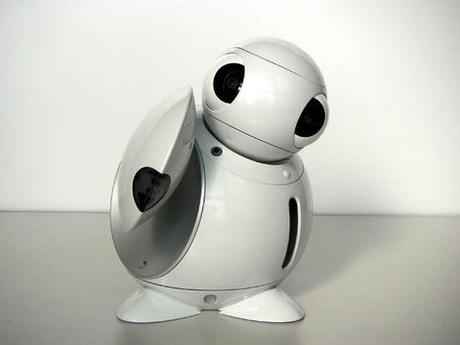 ApriPetit, le dernier robot communiquant de Toshiba