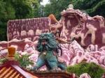 Divinités chinoises dans un parc