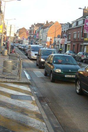 A vous amis automobilistes qui passez sans me voir !