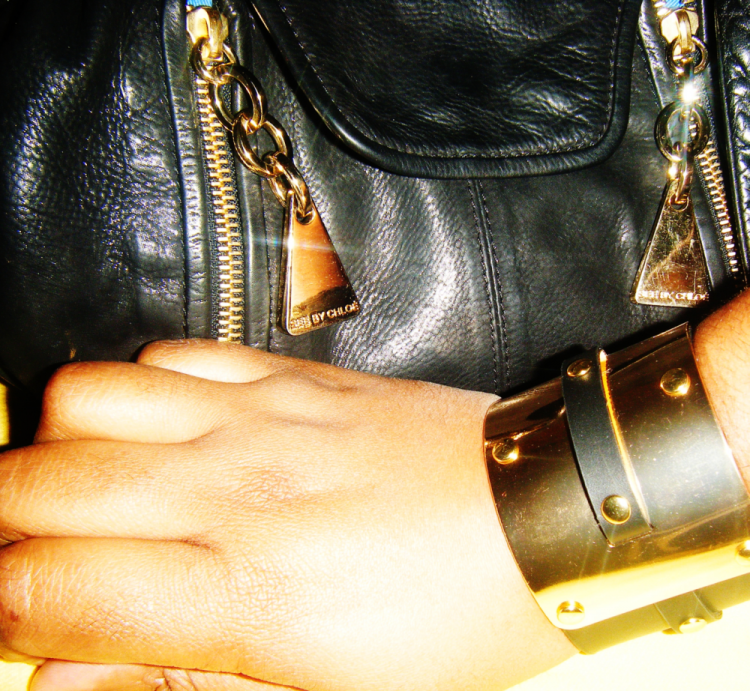 [Shooting] Le bracelet Manchette comme Hermès