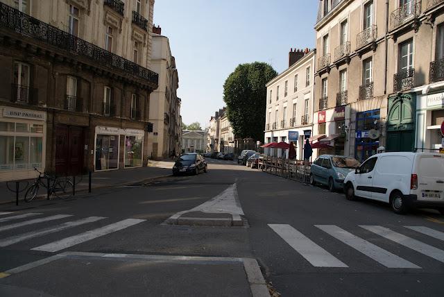 Nantes d' hier et de maintenant: la rue du Roi Albert
