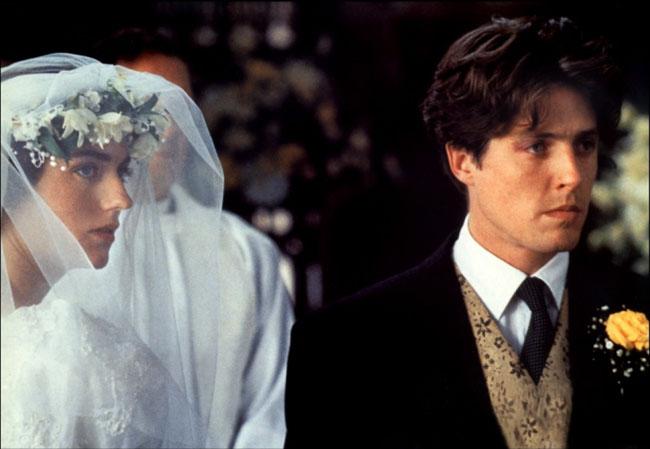 Hugh Grant dans Quatre mariages et un enterrement
