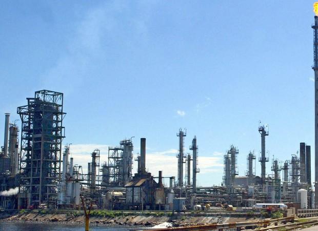petrole_usine