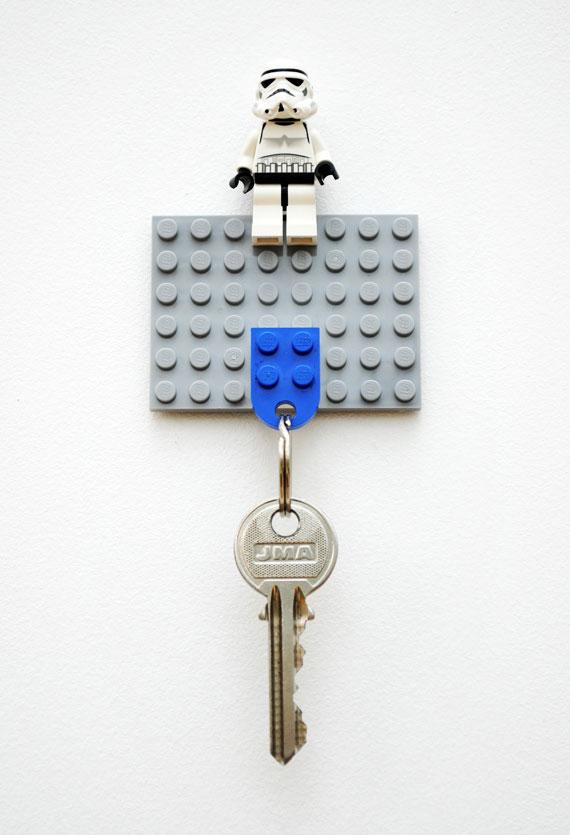 Réalisez un porte-clé mural en LEGO