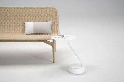 Table rotation par Hiroomi Tahara