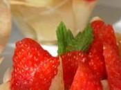 Corolles fraises, crème mousseline yuzu