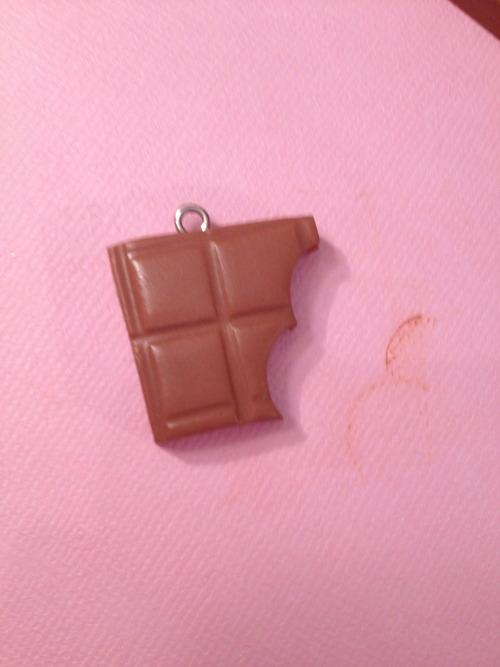 Bijoux fimo : Carrés de chocolat