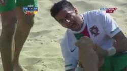 Bruno Torres se pete le genou au Beach Soccer