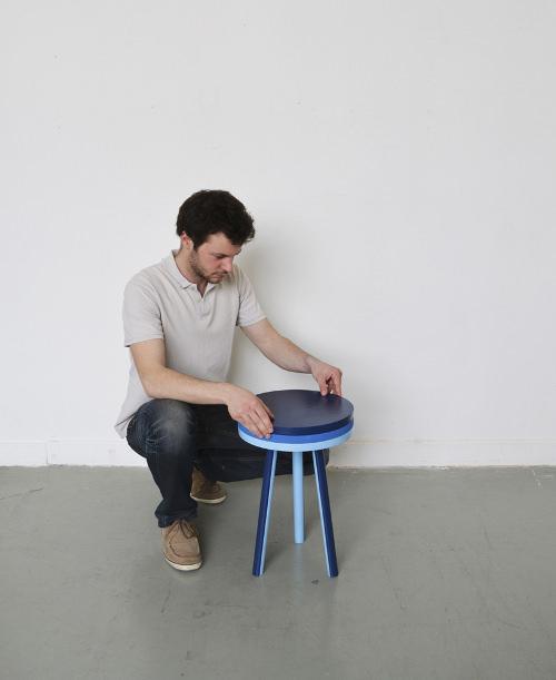 Modeste les tabourets empilables par Paul Menand