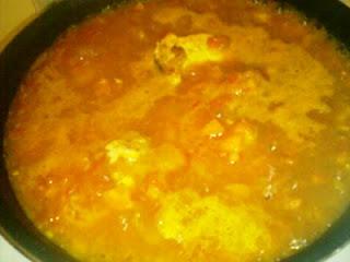 Poulet au curry avec  riz aux raisins secs