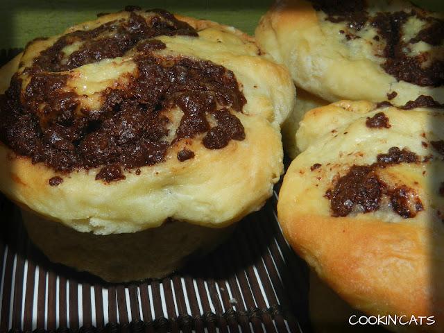 BRIOCHETTES ROULEES AU CHOCOLAT